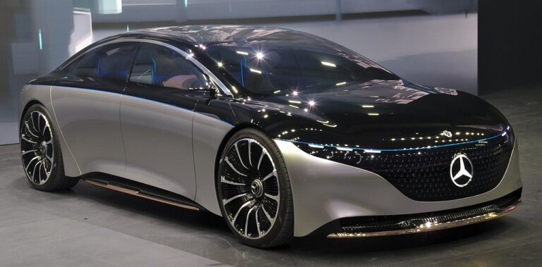 Mercedes EQS