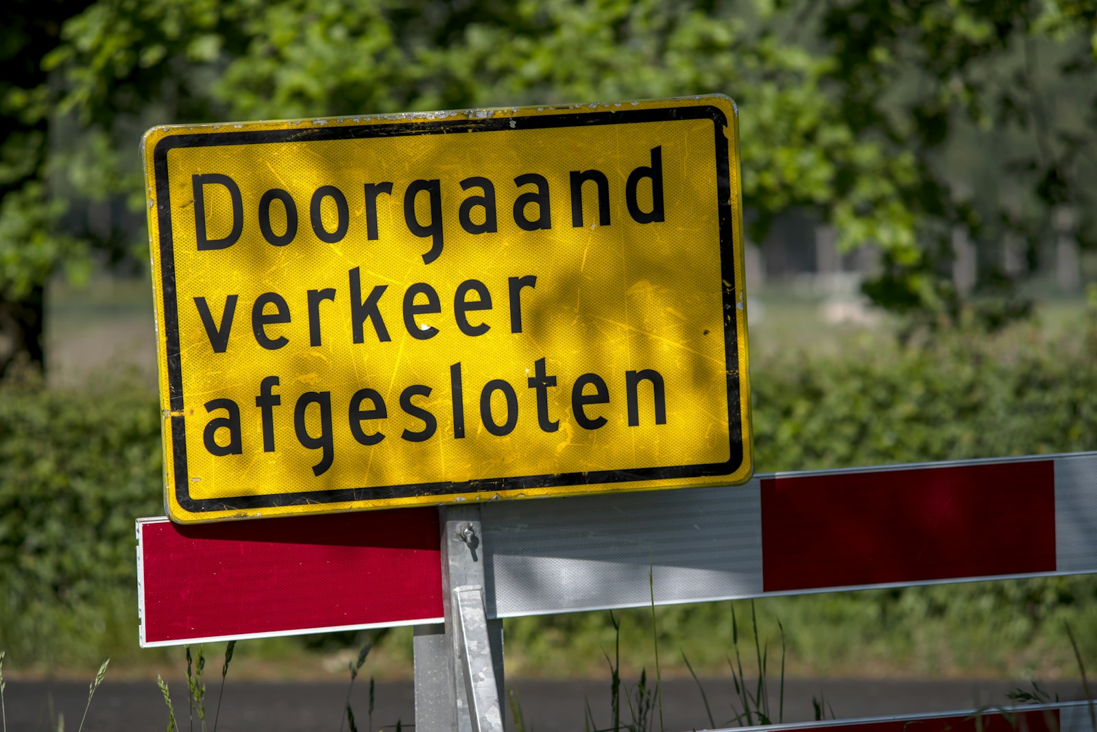 Drie weken niet rijden: zo houd je de accu gezond