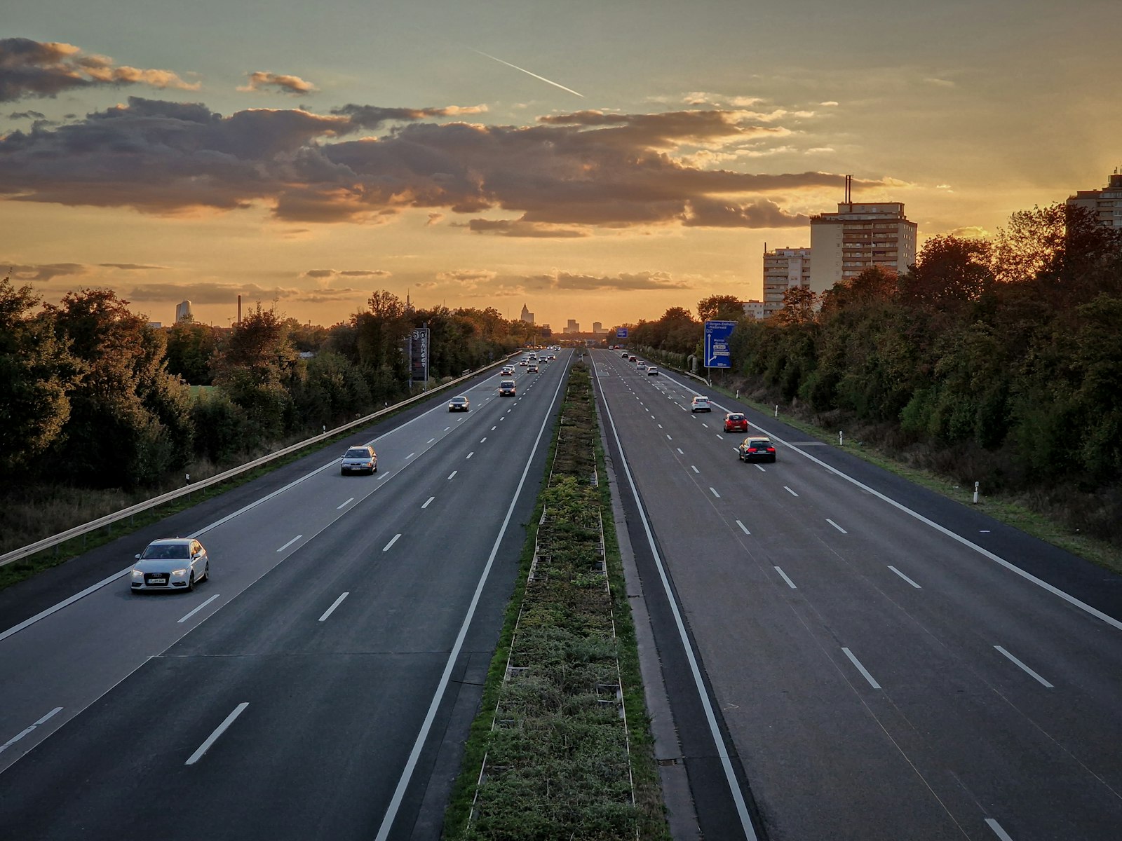 Kilometervergoeding: wat belastingvrij mag en hoeveel elektrisch rijden scheelt
