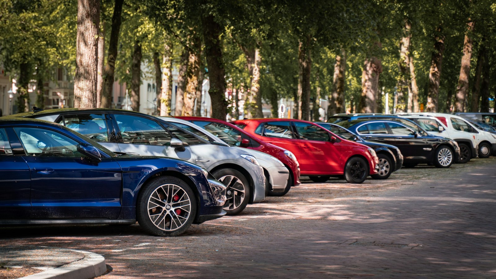 Een kwart van de nieuwe auto’s in Europa is elektrisch: zo doet Nederland het