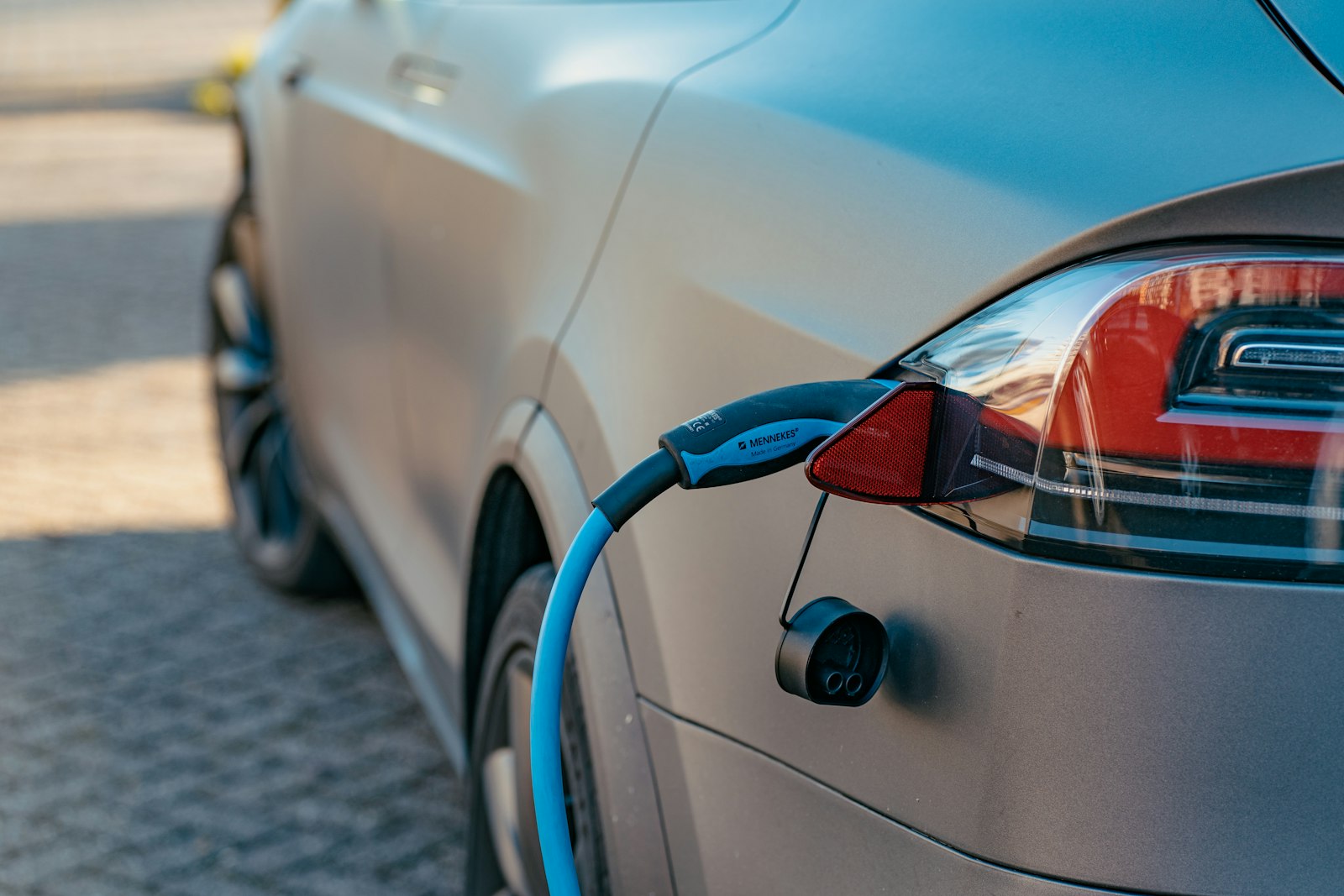 Pseudo-eindheffing voor de zakelijke rijder: waarom die de EV kan tegenwerken